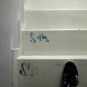 Graffiti pe scarile interioare ale MNAC