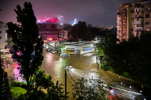 Inundație - Calea Văcărești