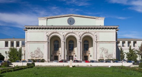 Opera Romana