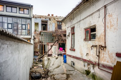 Casa abandonata - Strada Raspantiilor
