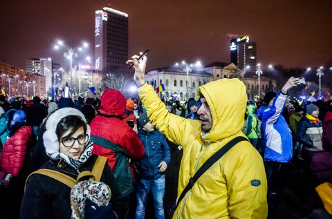 Protest anticoruptie - Piata Victoriei