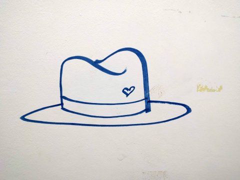 Graffiti pe scarile interioare ale MNAC