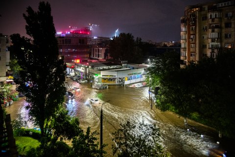 Inundație - Calea Văcărești